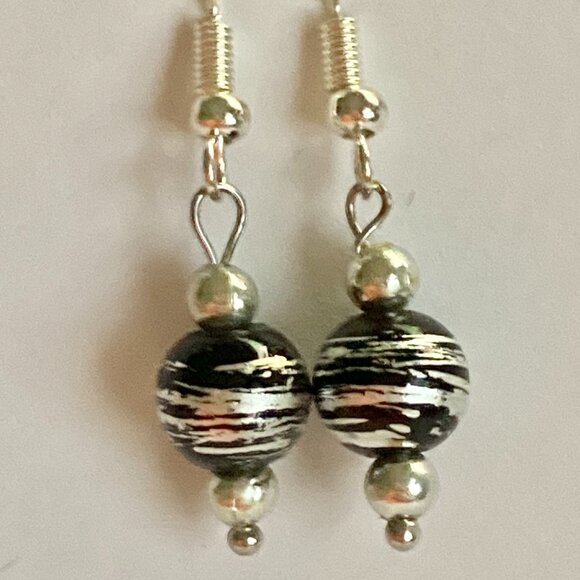 Murano Style Black Silver Art Glass Bead Earrings Plated Dainty Dangle Handmade - Picture 4 of 8